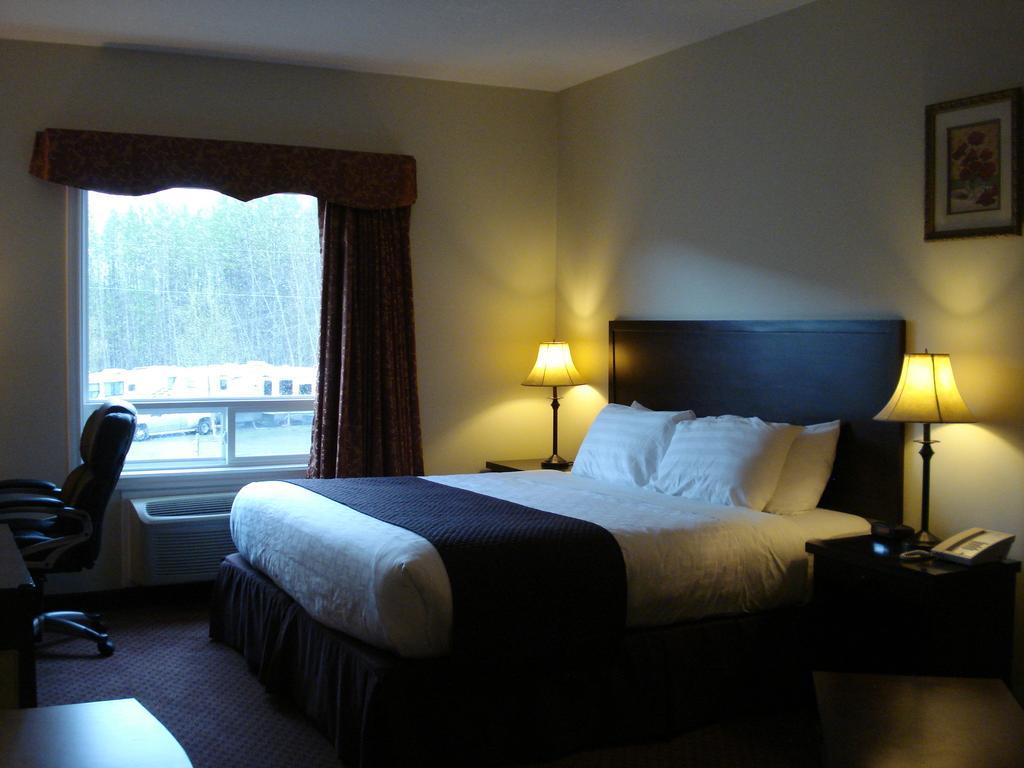 Days Inn By Wyndham Chetwynd Exterior foto